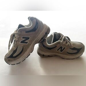 New Balance Kids' Tan and Black Sneakers